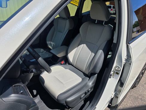 Used 2021 Subaru Forester Premium AWD/4WD image 13