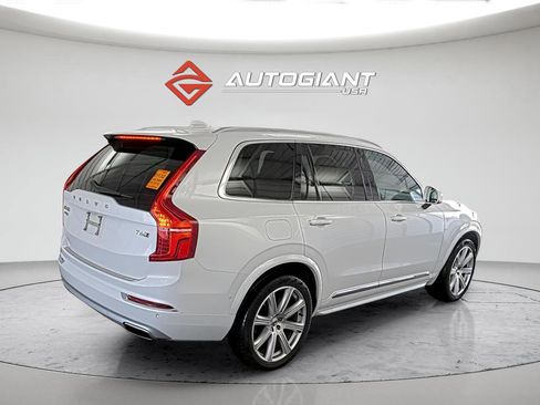 Used 2018 Volvo XC90 T6 Inscription w/ Convenience Package AWD/4WD image 4