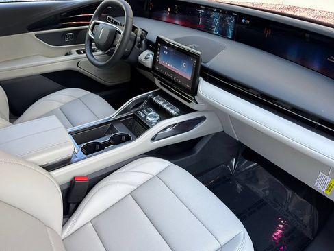 New 2026 Lincoln Nautilus Premier w/ Jet Appearance Package AWD/4WD image 12