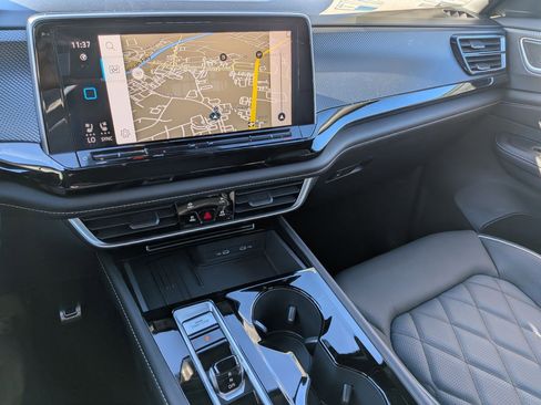 New 2026 Volkswagen Atlas Cross Sport SEL Premium R-Line image 22