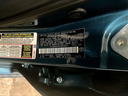 Used 2025 Toyota Camry SE image 34