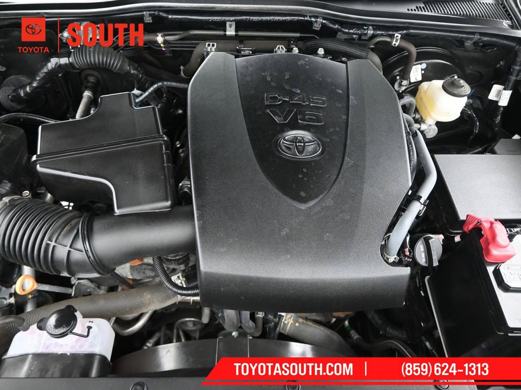 Used 2023 Toyota Tacoma SR AWD/4WD image 30