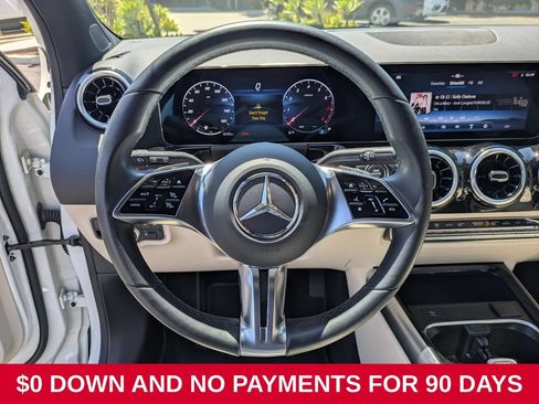 Used 2025 Mercedes-Benz GLA 250 4MATIC image 18