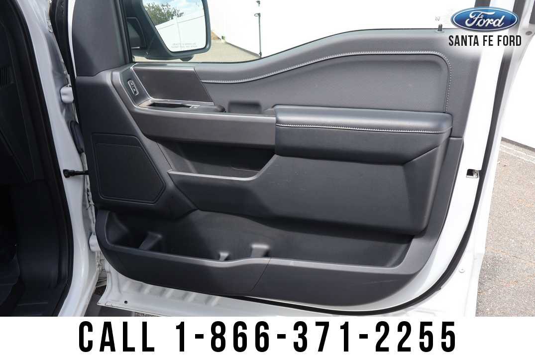 Used 2024 Ford F150 XLT w/ XLT Black Appearance Package RWD image 31