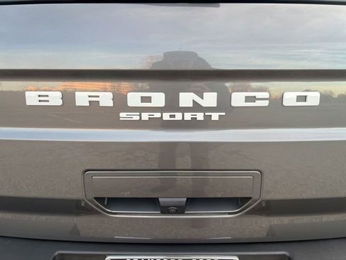 Used 2023 Ford Bronco Sport Outer Banks w/ Tech Package image 39