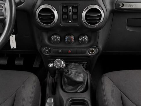 Used 2017 Jeep Wrangler Unlimited Sport w/ Quick Order Package 23S AWD/4WD image 16