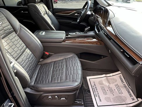 Certified 2023 Cadillac Escalade ESV Sport Platinum w/ LPO, ONYX Package image 16