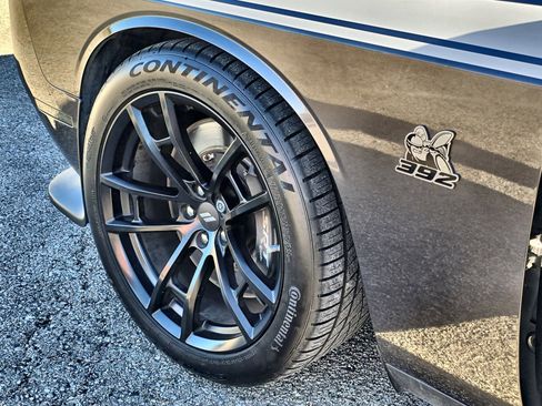 Used 2022 Dodge Challenger R/T Scat Pack w/ Dynamics Package image 11