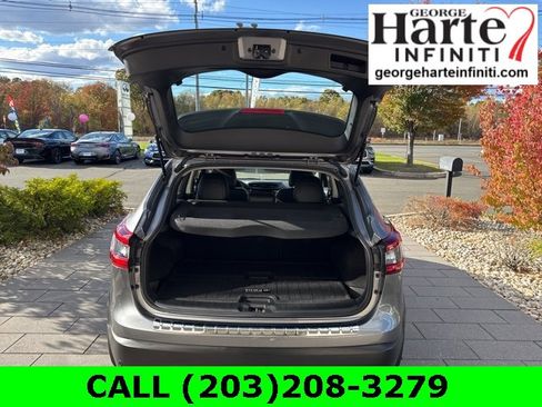 Used 2022 Nissan Rogue Sport SL image 10