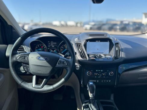 Used 2018 Ford Escape Titanium image 17