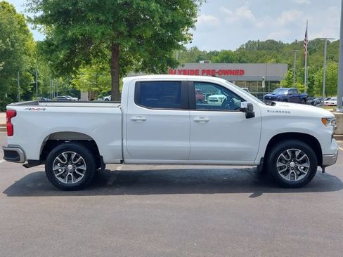 Used 2025 Chevrolet Silverado 1500 LT AWD/4WD image 29