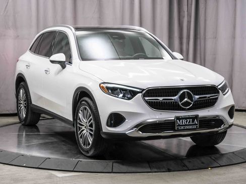 Certified 2026 Mercedes-Benz GLC 300 GLC 300 image 5