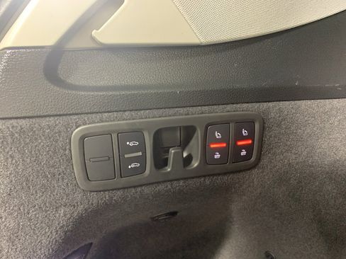 Used 2020 Audi Q7 3.0T Prestige w/ Prestige Package image 37