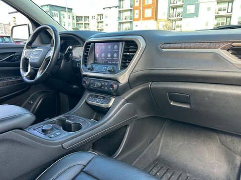 Used 2022 GMC Acadia Denali w/ Denali Ultimate Package image 37