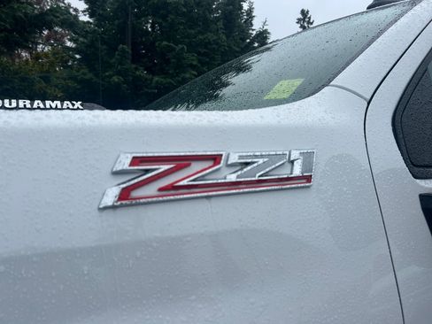 Used 2025 Chevrolet Silverado 3500 LT image 31