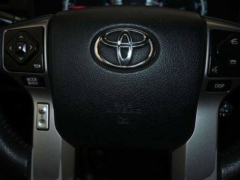 Used 2015 Toyota 4Runner SR5 Premium AWD/4WD image 21