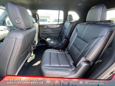 New 2026 GMC Acadia Elevation w/ Black Edition image 12