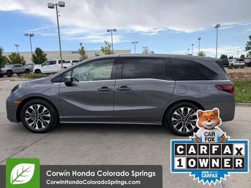 Used 2025 Honda Odyssey Elite image 5