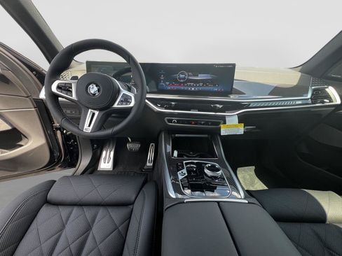 New 2026 BMW X5 M60i w/ Executive Package AWD/4WD image 13