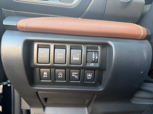 Used 2021 Subaru Forester Touring image 22