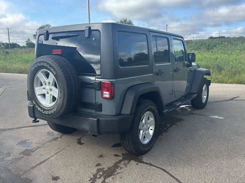 Used 2015 Jeep Wrangler Unlimited Sport w/ Quick Order Package 24S AWD/4WD image 5