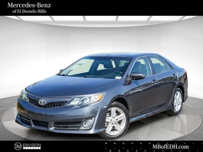 Used 2014 Toyota Camry SE w/ Leather Package