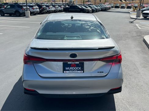 Used 2022 Toyota Avalon XSE FWD image 9