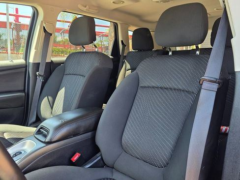 Used 2016 Dodge Journey Crossroad FWD image 21