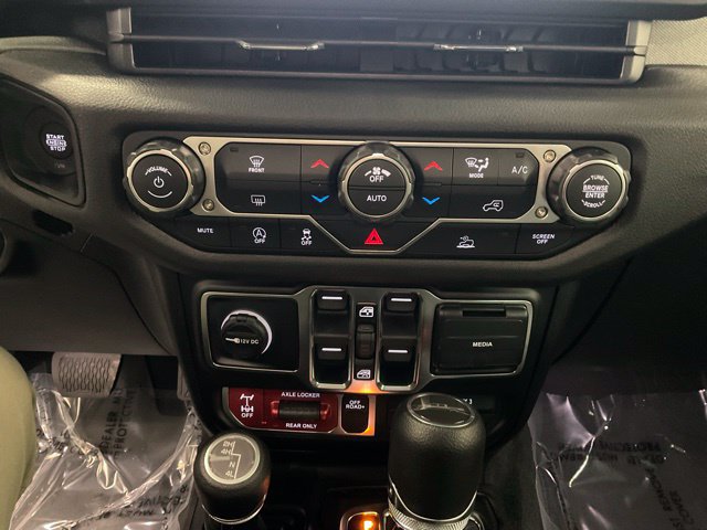 New 2026 Jeep Gladiator Sport AWD/4WD image 20
