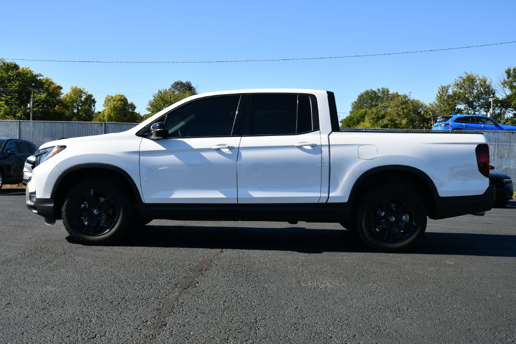 Used 2026 Honda Ridgeline Black Edition image 4