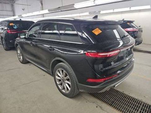 Used 2022 Lincoln Corsair AWD w/ Premium Package image 6