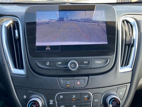 Used 2024 Chevrolet Malibu LT image 14