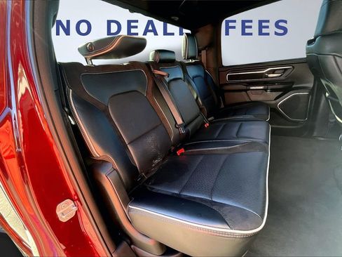 Used 2025 RAM 1500 Laramie AWD/4WD image 26