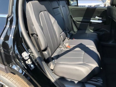 New 2026 Mercedes-Benz GLB 250 4MATIC image 35