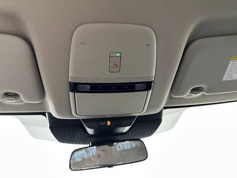 Used 2023 Nissan Ariya FWD image 24