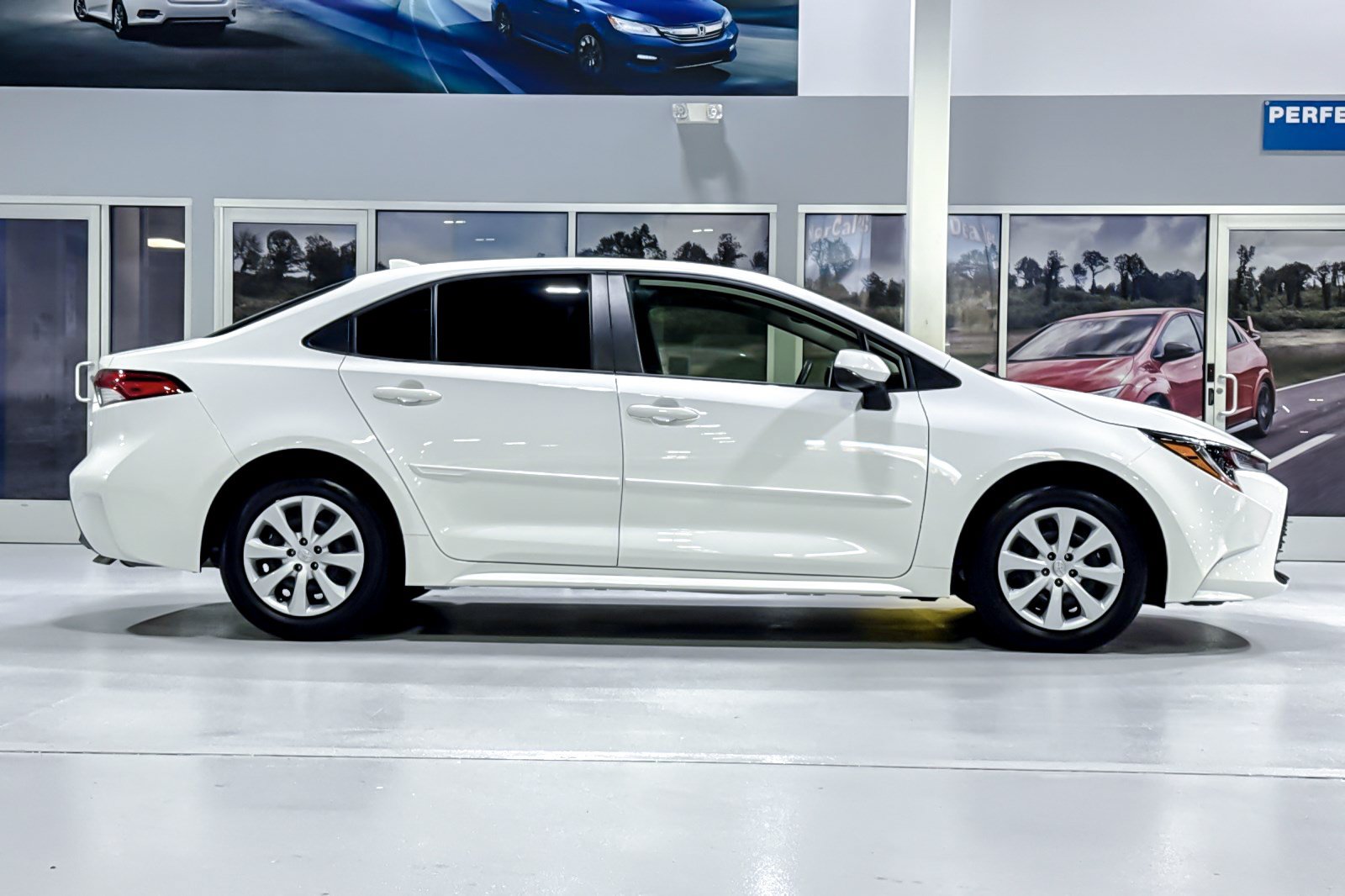 Used 2026 Toyota Corolla LE FWD image 8