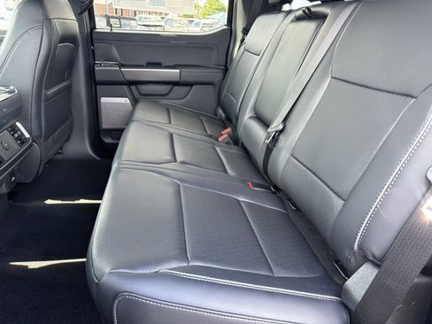 Used 2025 Ford F150 Lariat w/ Equipment Group 502A High image 20