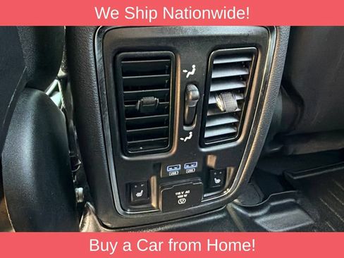 Used 2020 Jeep Grand Cherokee Overland AWD/4WD image 25