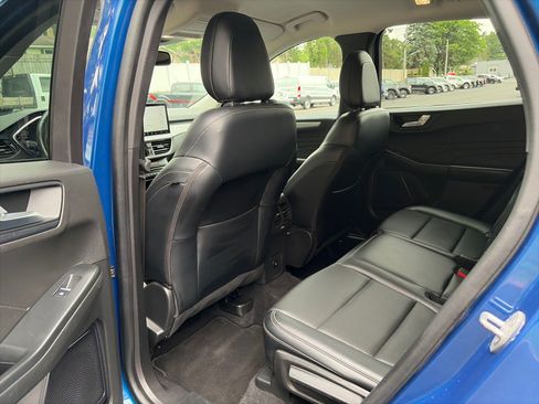 Used 2023 Ford Escape Platinum AWD/4WD image 10