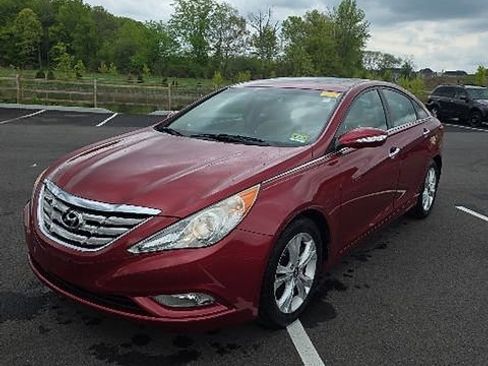 Used 2011 Hyundai Sonata Limited FWD image 1