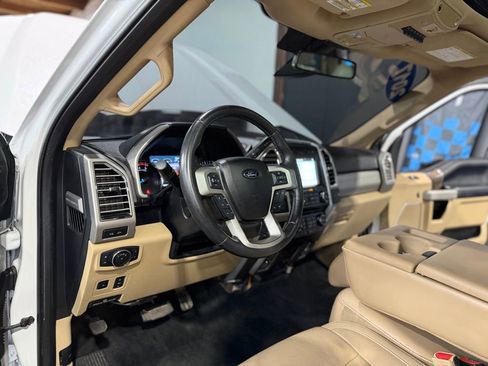 Used 2017 Ford F450 Lariat w/ Lariat Ultimate Package image 12