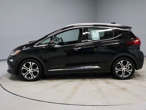 Used 2020 Chevrolet Bolt Premier w/ Infotainment Package image 8