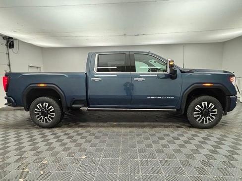 New 2026 GMC Sierra 2500 Denali Ultimate image 8