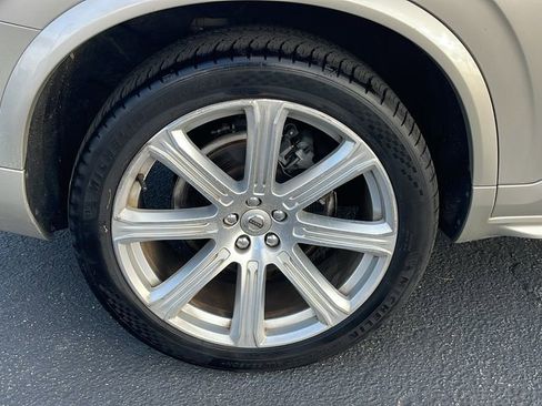 Used 2016 Volvo XC90 T6 Inscription w/ Vision Package image 32