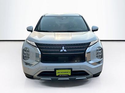 Used 2024 Mitsubishi Outlander SE