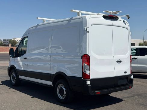 Used 2020 Ford Transit 250 Medium Roof RWD image 4