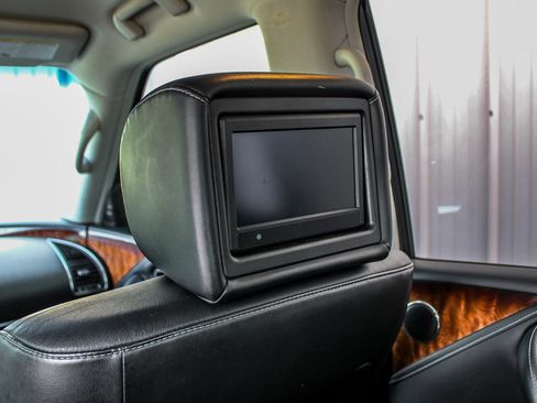 Used 2016 INFINITI QX80 4WD image 31