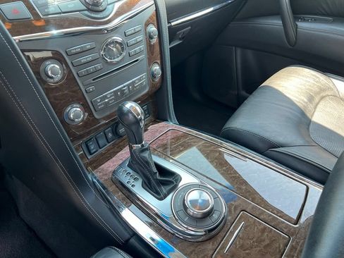 Used 2015 INFINITI QX80 4WD w/ Driver's Assistance Package image 35