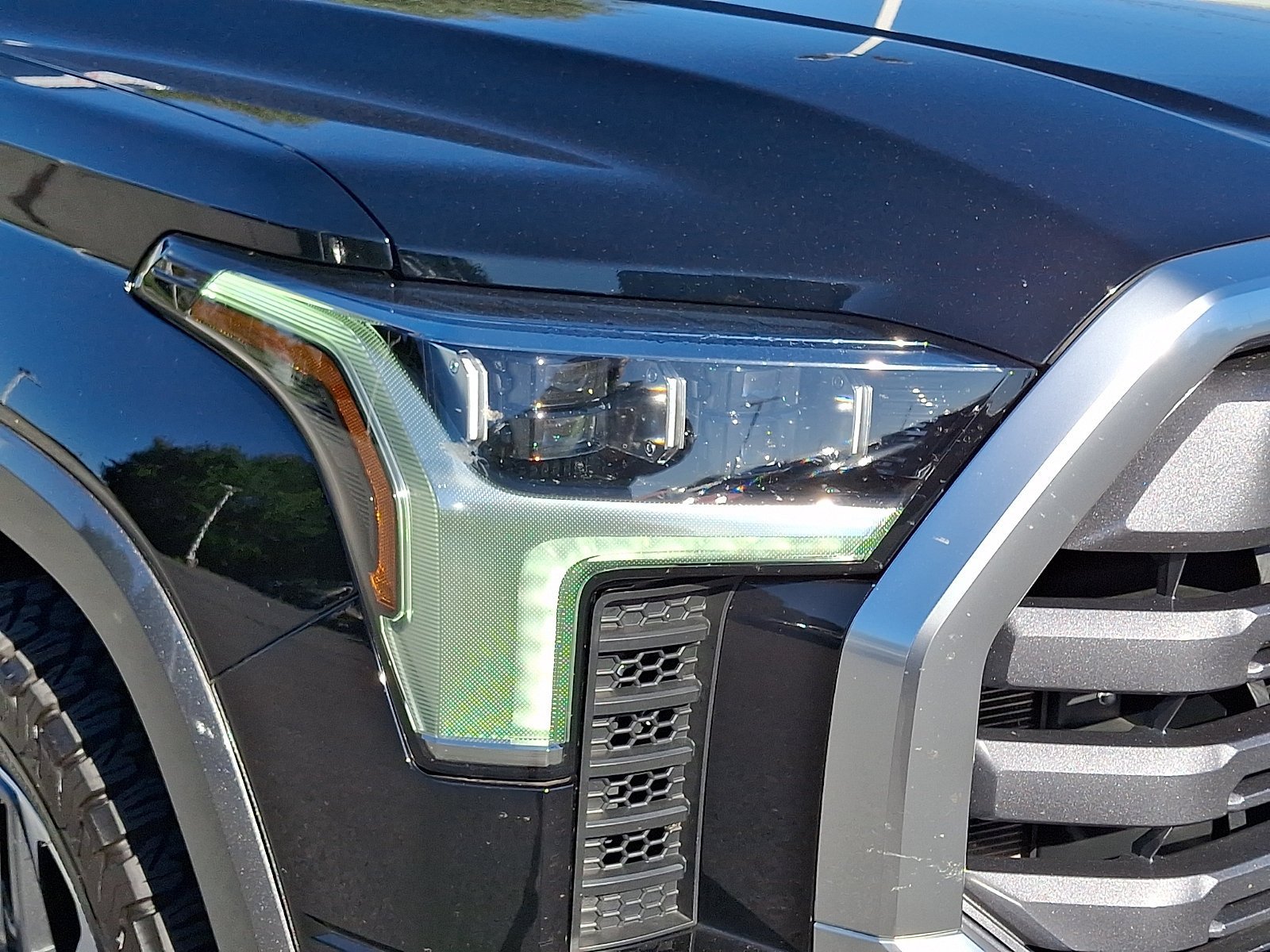 Certified 2023 Toyota Tundra Limited AWD/4WD image 10