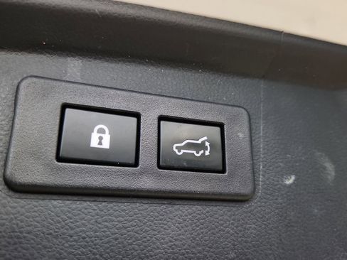 Used 2023 Subaru Outback Premium AWD/4WD image 13